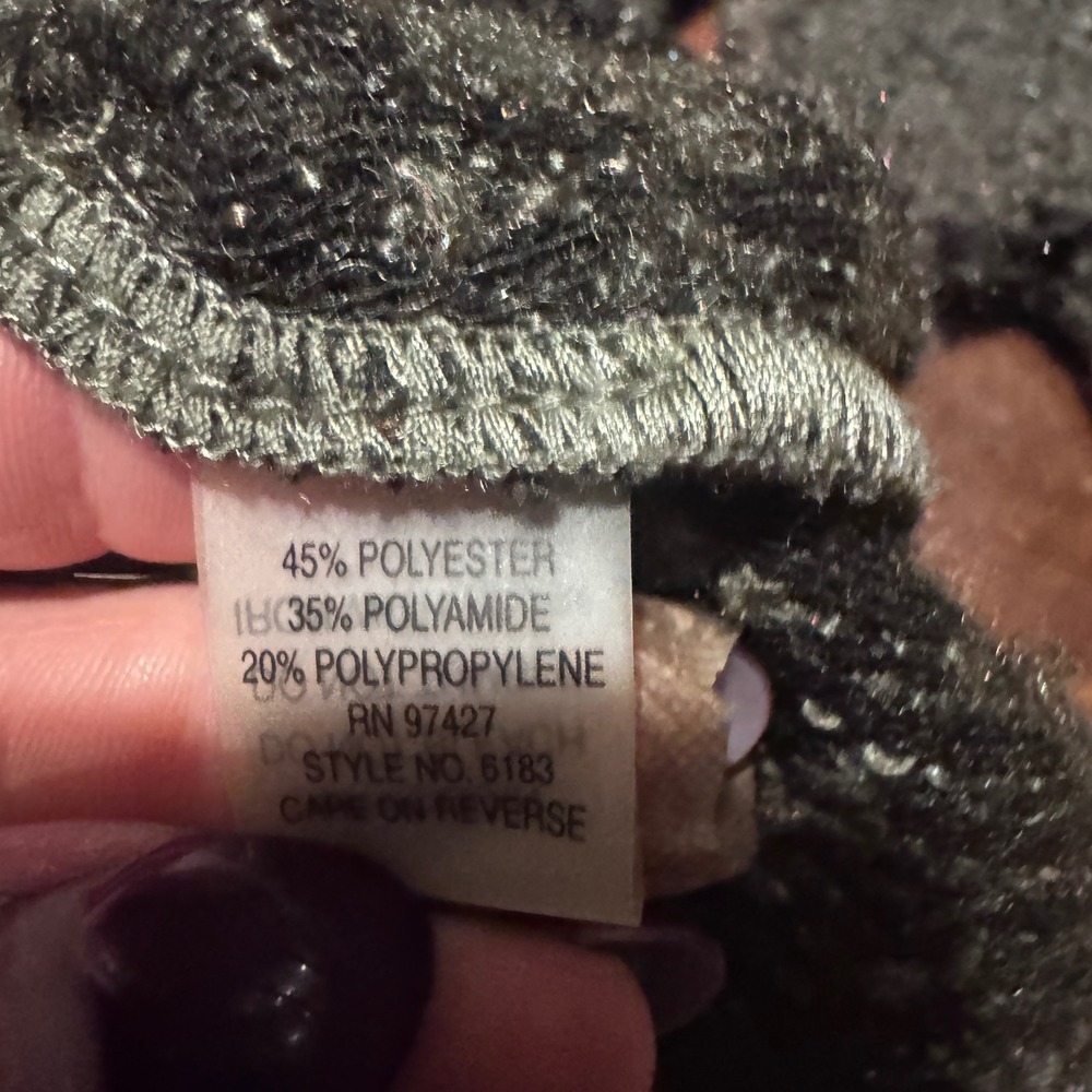 Dolce Cabo Grey Boucle Knit Faux Fur Trim Cardigan Sweater Whimsigoth Small‎ - Picture 4 of 7